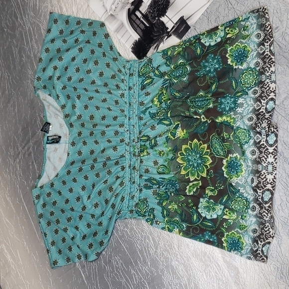 Weavers Tops - Weavers Turquoise Contrast Cut Blouse